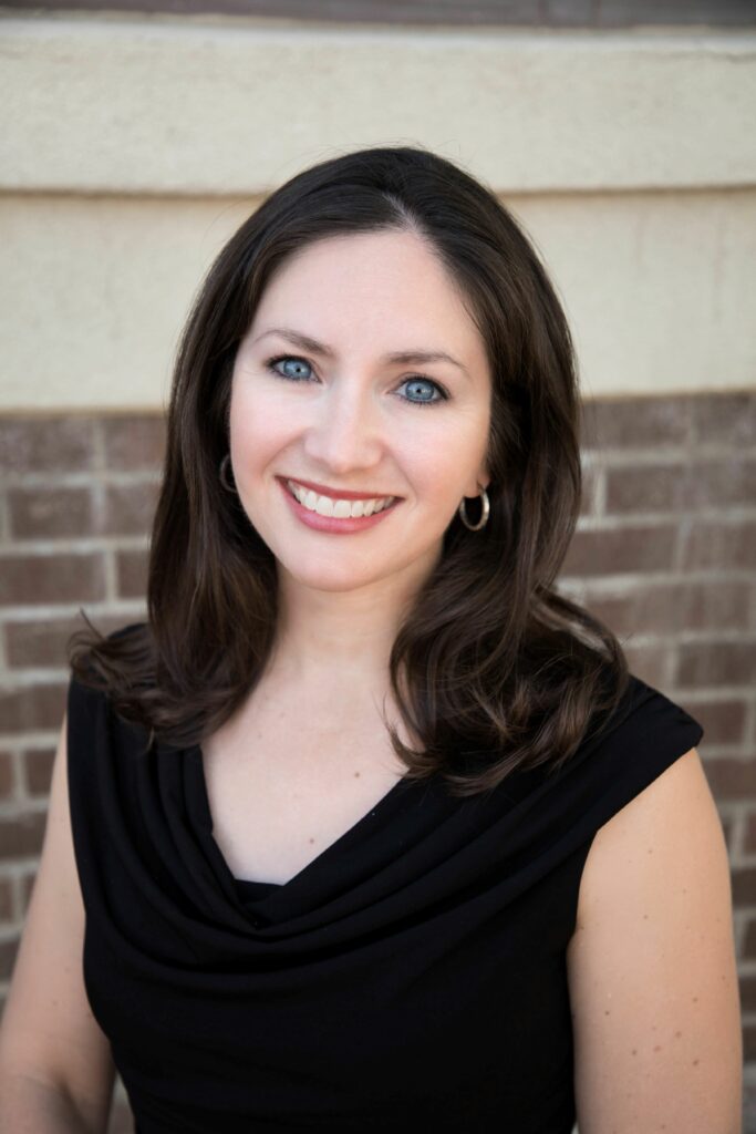 Carolyn Head shot 2 resized